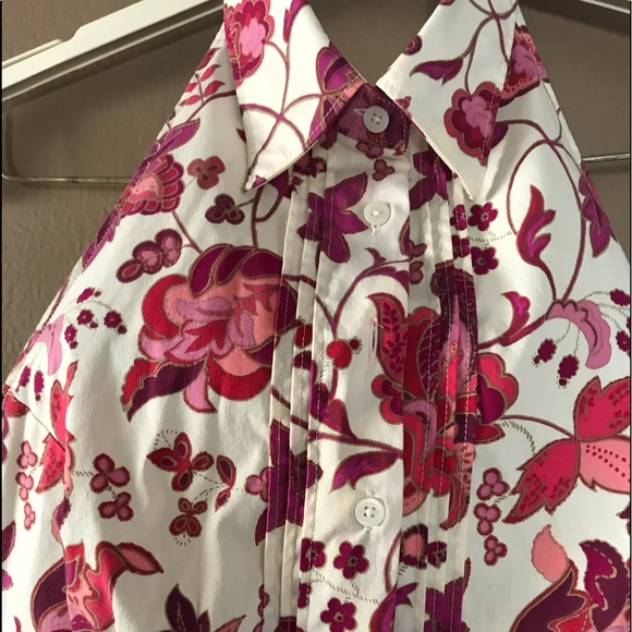 Express Stretch Halter Top & Capri Pants - Picture 4 of 8